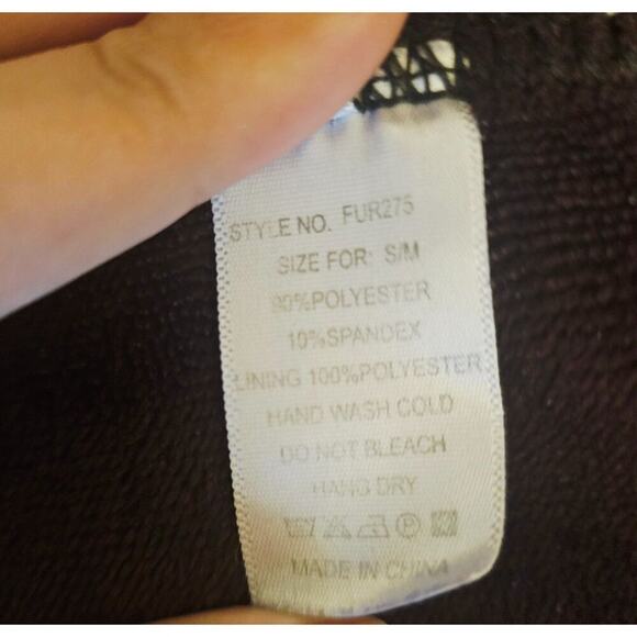 Cute Shosho Chic Black Geometric Leggings S/M Stretchy, Stylish, Cozy & Soft - Picture 7 of 7